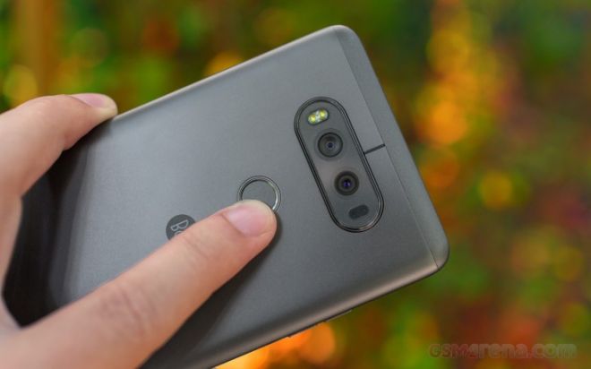 LG Ϲݱ  'LG V30' 9 15  õǳ? 